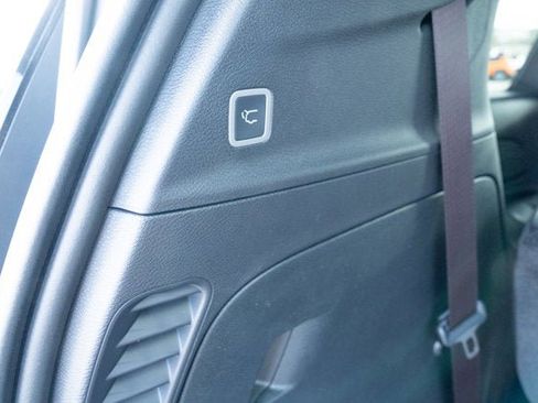 New 2026 Chrysler Pacifica Select image 35