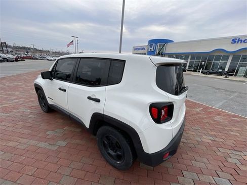 Used 2016 Jeep Renegade Sport w/ Power & Air Group image 13