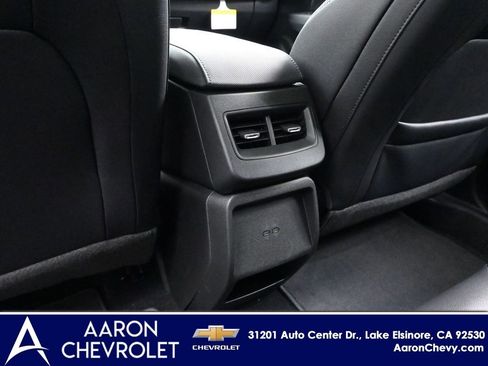 New 2026 Chevrolet Equinox EV LT w/ LPO, Blackout Package AWD/4WD image 14