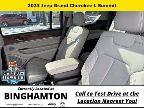 Used 2023 Jeep Grand Cherokee L Summit AWD/4WD image 15