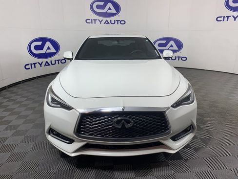 Used 2017 INFINITI Q60 2.0t w/ Moonroof Package image 8