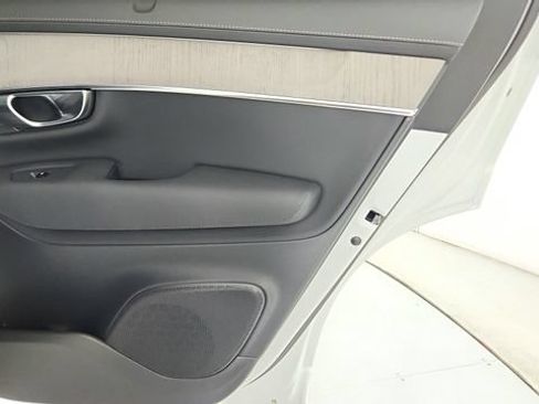 New 2025 Volvo XC90 T8 Ultra w/ Protection Package Premier AWD/4WD image 38
