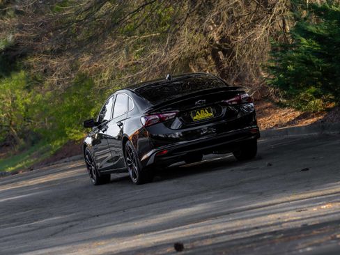 Used 2020 Chevrolet Malibu LT w/ Leather Package image 47