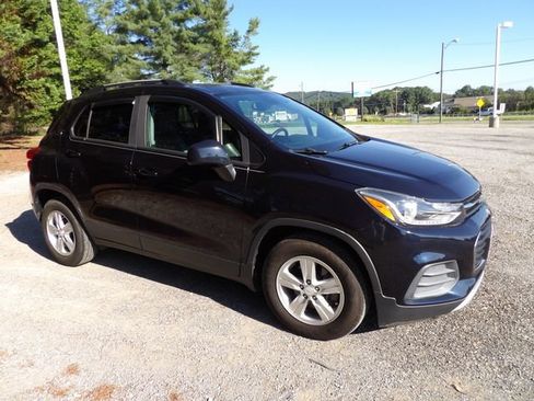 Used 2021 Chevrolet Trax LT w/ Driver Confidence Package FWD image 7