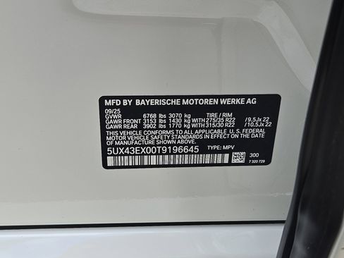 New 2026 BMW X6 M60i image 10