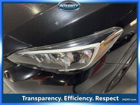 Used 2019 Subaru Crosstrek 2.0i Premium image 6