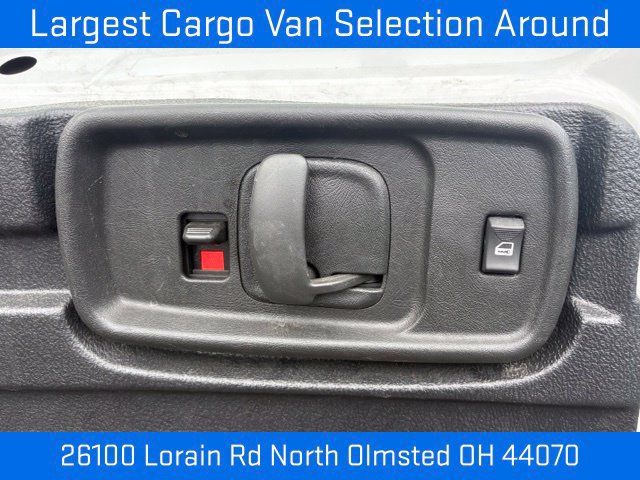 Used 2025 GMC Savana 2500 w/ Driver Convenience Package RWD image 6