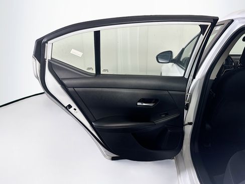 Used 2022 Nissan Sentra SV image 26