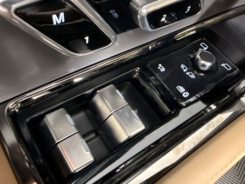 New 2026 Land Rover Range Rover Sport SE AWD/4WD image 12
