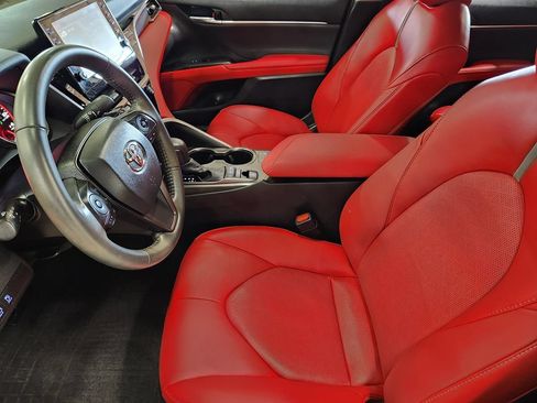 Used 2024 Toyota Camry XSE FWD image 31