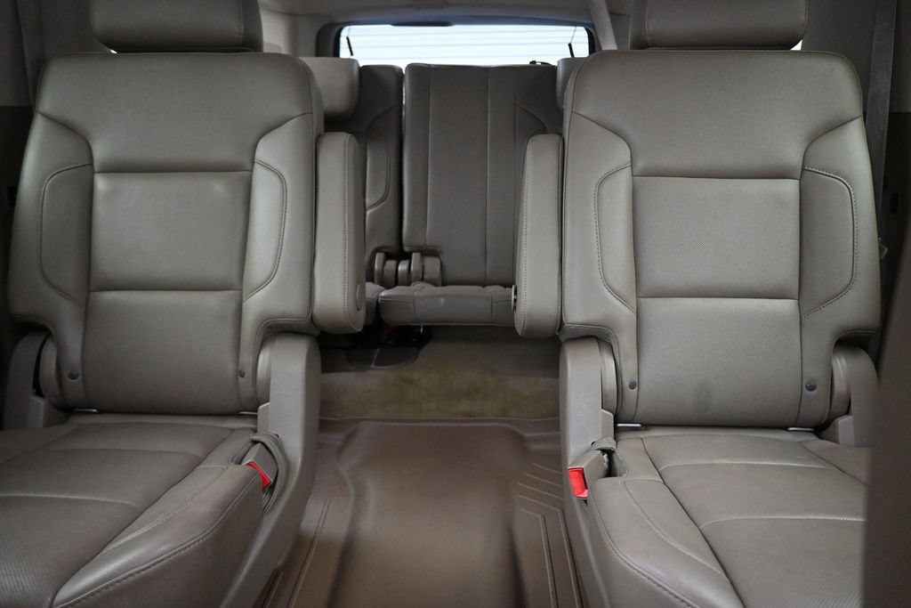 Used 2015 GMC Yukon XL SLT w/ Open Road Package AWD/4WD image 27