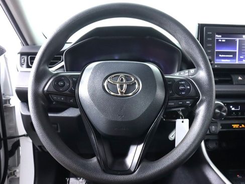 Used 2022 Toyota RAV4 LE AWD/4WD image 11