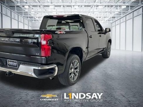 Used 2023 Chevrolet Silverado 1500 LT AWD/4WD image 9