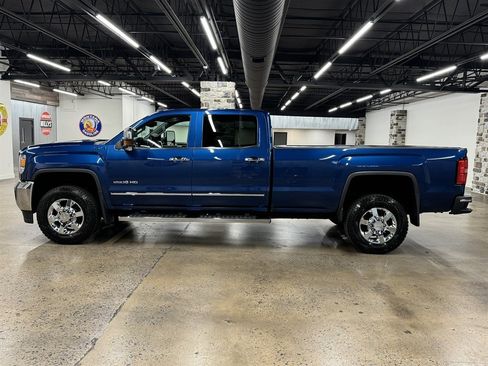 Used 2017 GMC Sierra 2500 SLT AWD/4WD image 4