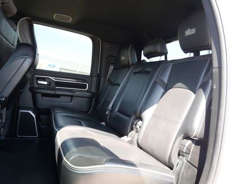 Used 2021 RAM 2500 Laramie w/ Night Edition image 19