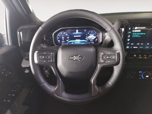 Used 2026 Chevrolet Silverado 2500 ZR2 AWD/4WD image 13