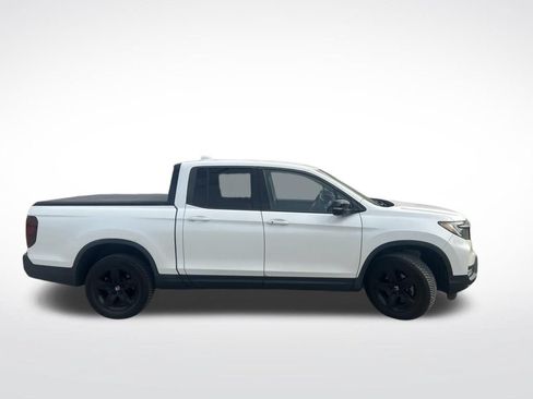 Used 2021 Honda Ridgeline Black Edition image 4