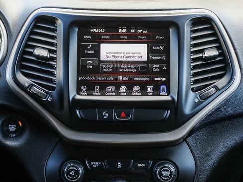 Used 2018 Jeep Cherokee Limited image 13