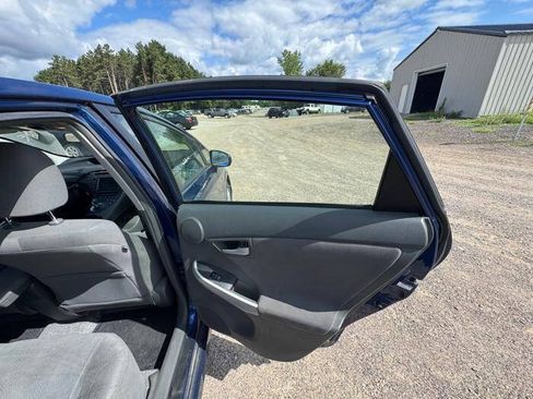 Used 2010 Toyota Prius Three w/ Solar Roof Pkg FWD image 28