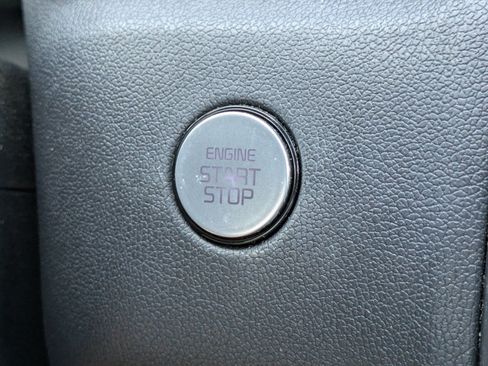 Certified 2022 Kia Sorento S AWD/4WD image 28
