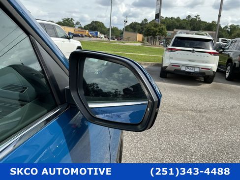 Used 2025 Volkswagen Atlas SE AWD/4WD image 10