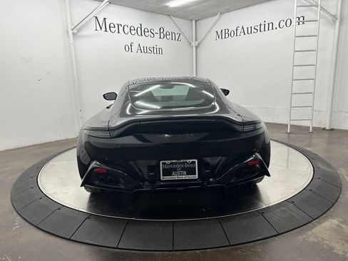 Used 2023 Aston Martin V8 Vantage Coupe RWD image 6