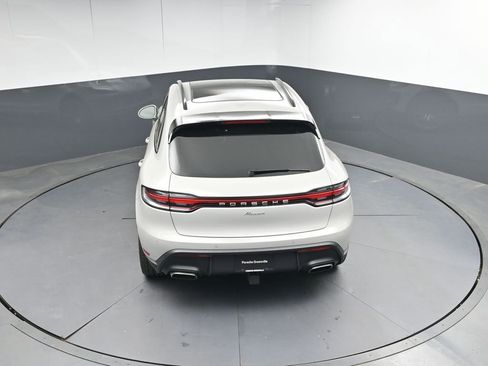 New 2026 Porsche Macan AWD/4WD image 36