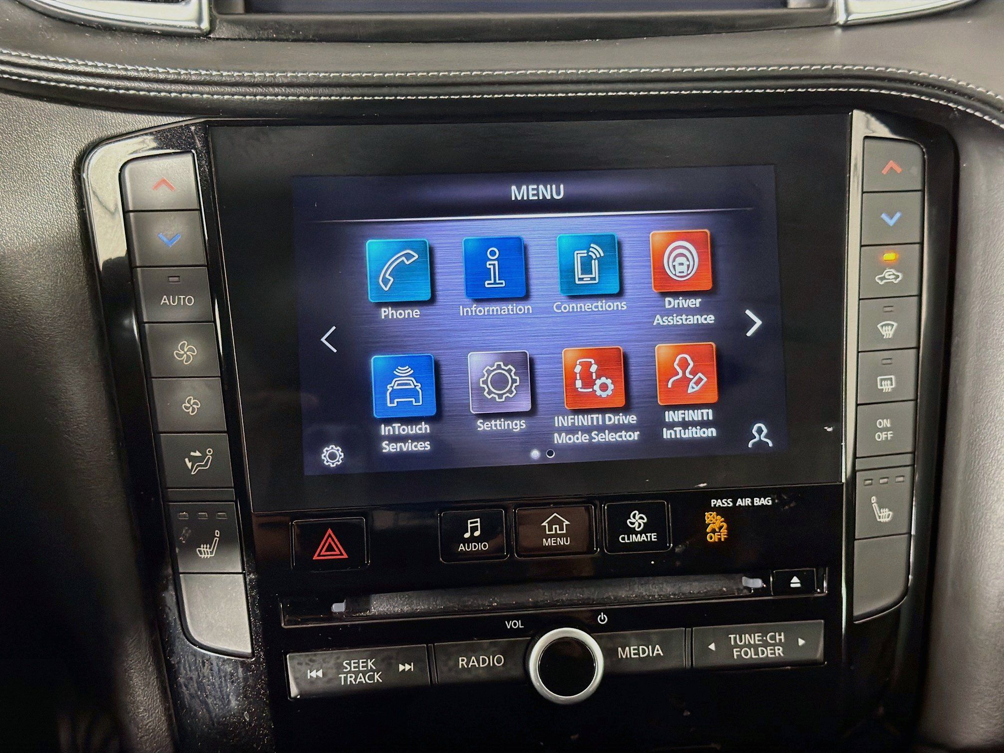 Used 2023 INFINITI QX50 Luxe FWD image 22