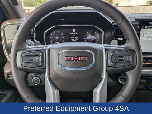 Used 2025 GMC Sierra 1500 SLT w/ SLT Premium Plus Package AWD/4WD image 30