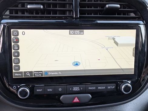 Certified 2024 Kia Soul S FWD image 24