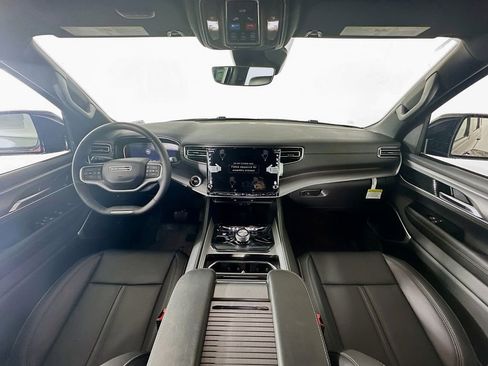 New 2026 Jeep Grand Wagoneer L 4WD w/ Premium Group I image 9