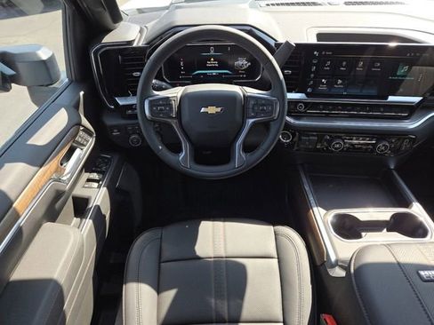 New 2026 Chevrolet Silverado 2500 High Country w/ High Country Premium Package AWD/4WD image 33