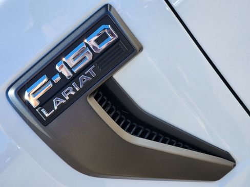 Used 2022 Ford F150 Lariat w/ Equipment Group 502A High AWD/4WD image 8