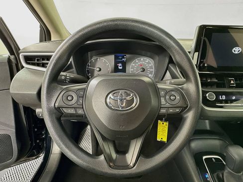Used 2024 Toyota Corolla LE FWD image 11