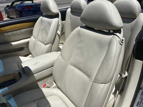 Used 2002 Lexus SC 430 Convertible RWD image 16