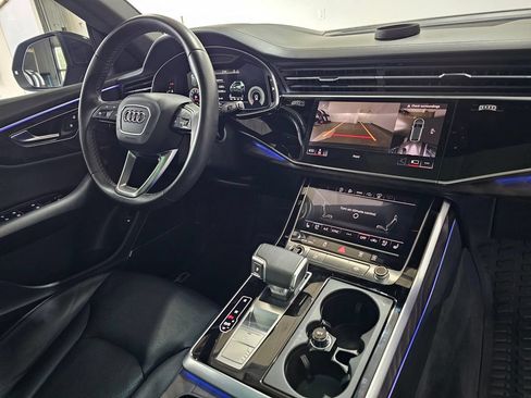 Used 2021 Audi Q8 Prestige AWD/4WD image 34