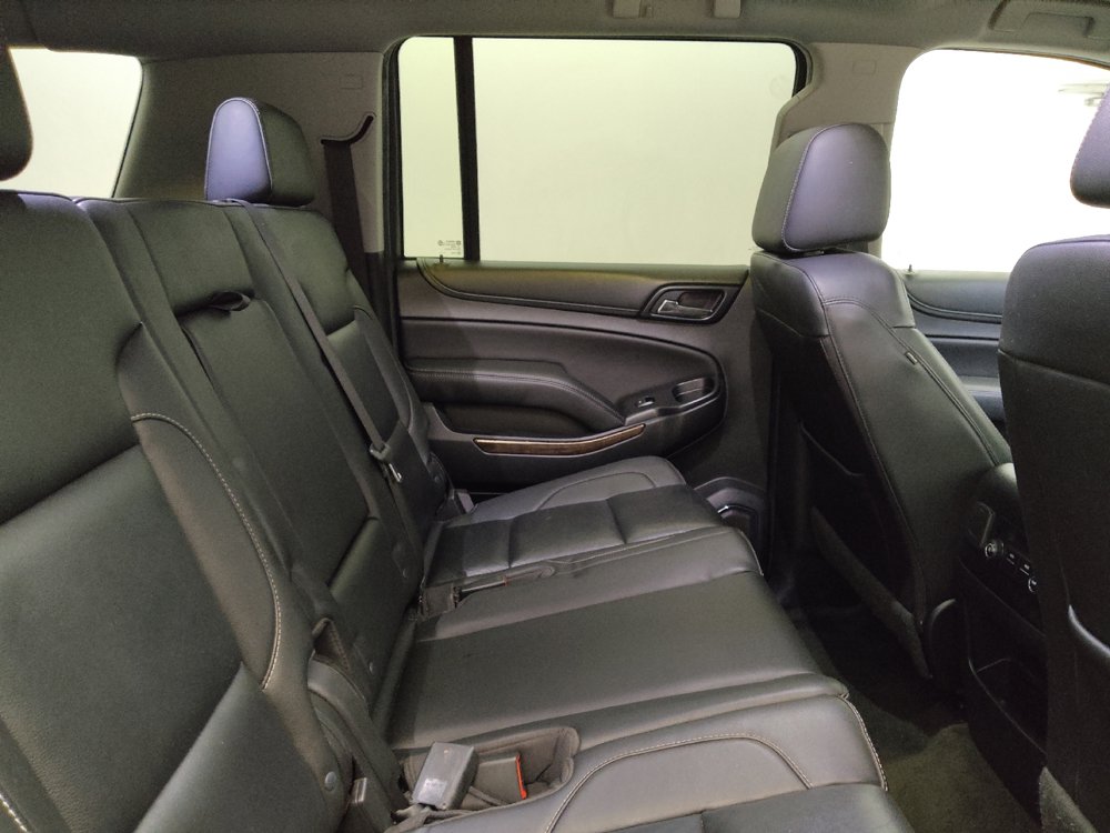 Used 2018 Chevrolet Suburban LT AWD/4WD image 19