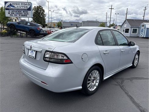 Used 2010 Saab 9-3 2.0T w/ Comfort Package FWD image 5