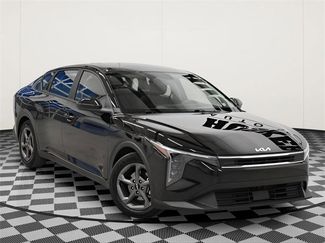 Used 2025 Kia K4 video 1