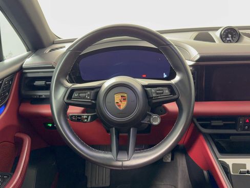 Certified 2024 Porsche Macan 4 Electric AWD/4WD image 10