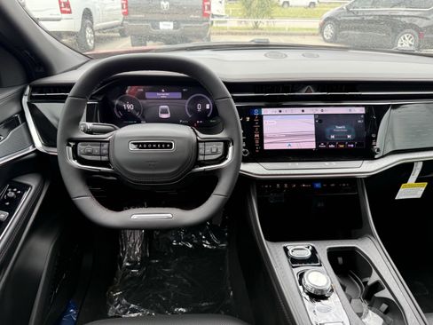New 2025 Jeep Wagoneer S Limited AWD/4WD image 11
