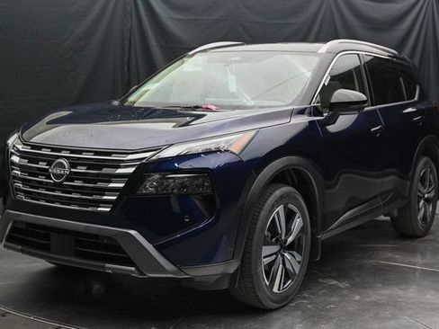 New 2025 Nissan Rogue SL w/ SL Premium Package AWD/4WD image 7