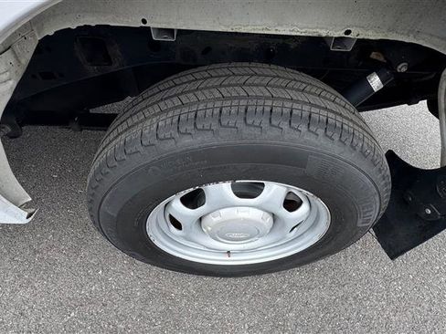 Used 2018 Ford F150 XL w/ Equipment Group 101A Mid RWD image 29