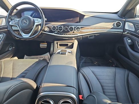 Used 2019 Mercedes-Benz S 560 4MATIC Sedan image 9