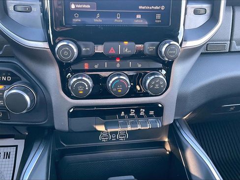 Used 2025 RAM 1500 Big Horn image 16