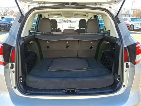 Used 2018 Ford C-MAX SE image 29