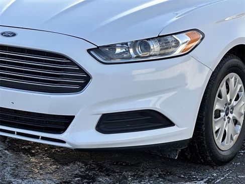 Used 2014 Ford Fusion S image 8