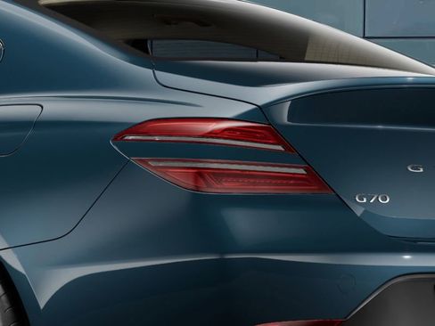 New 2025 Genesis G70 2.5T image 10