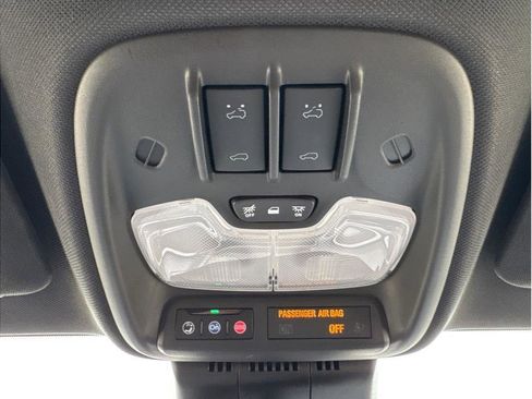 Used 2024 GMC Canyon AT4X w/ AT4X AEV Edition image 26