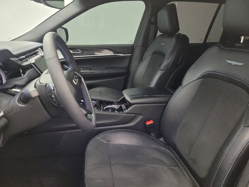 Used 2022 Jeep Grand Cherokee Trailhawk AWD/4WD image 17